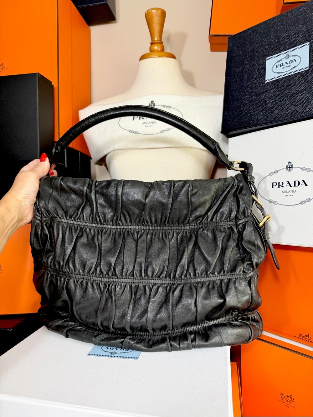 Prada 🌟 Black Runched Leather Shoulder Bag with Gold ! Offers always welcome! - Picture 11 of 16